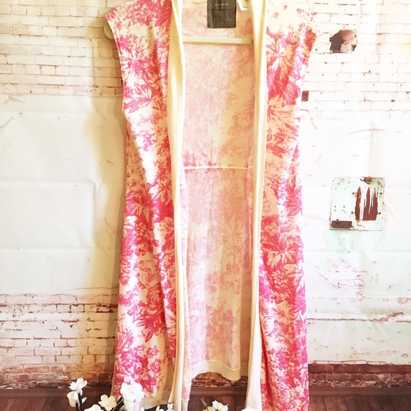Anthropologie Tops - ANTHRO'S Guinnivere Pink and Ivory Duster, Size M